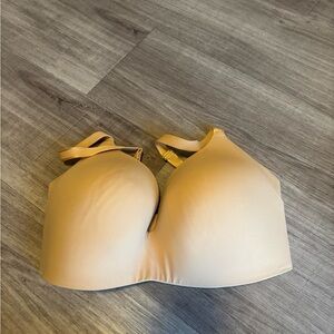 Knix Nude Bra with Adjustable Straps. Size 6